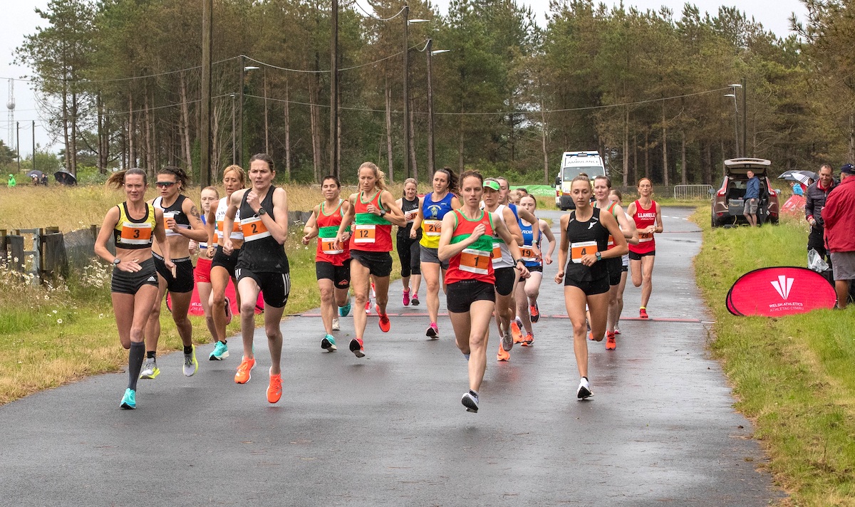 Strong racing over 5k in Wales